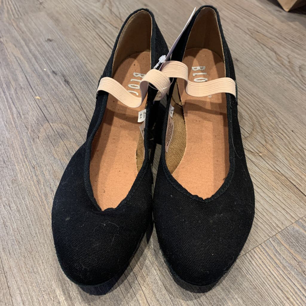 Bloch black canvas character shoes 6 Youth
