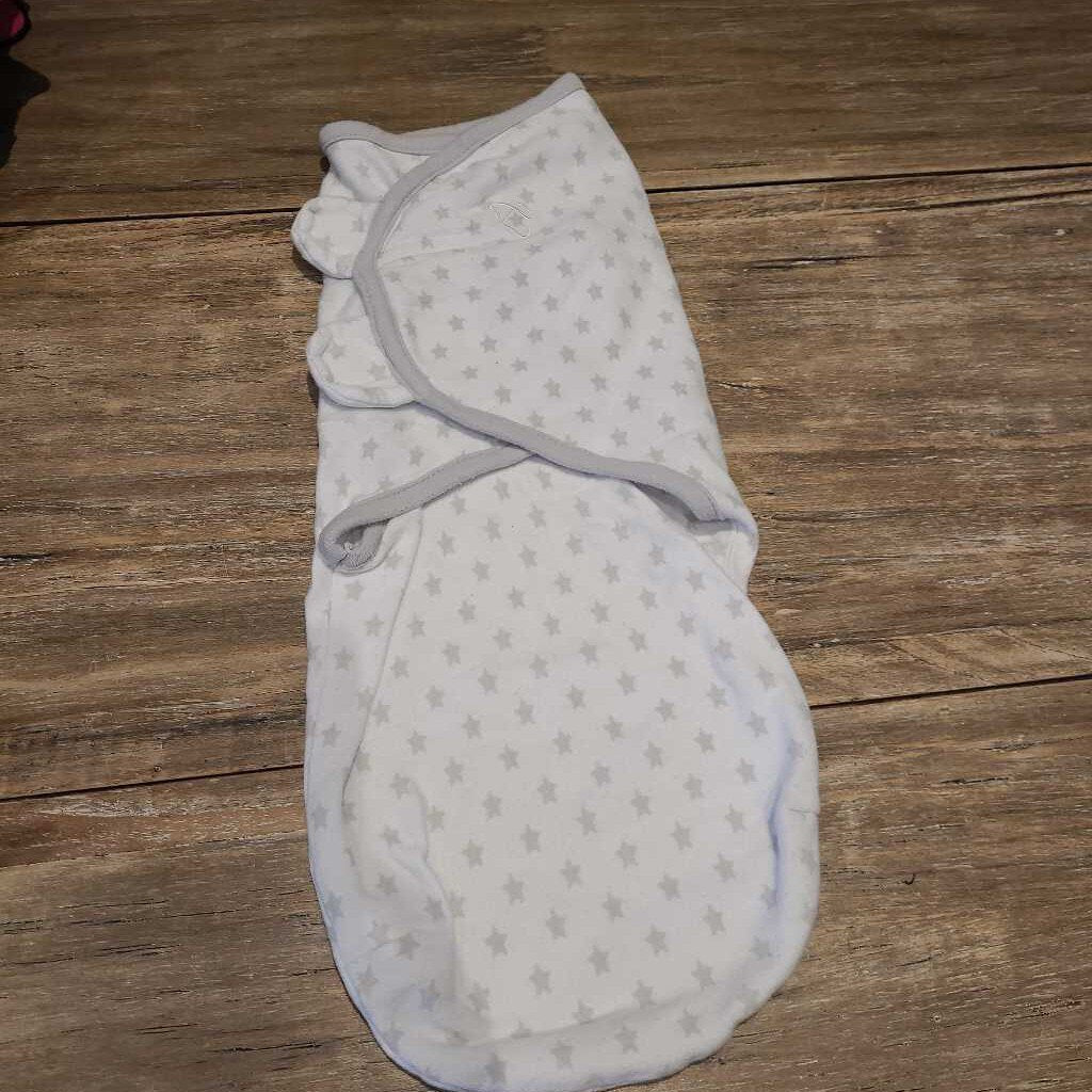 Swaddle Me White with grey stars cotton swaddle 0-3m
