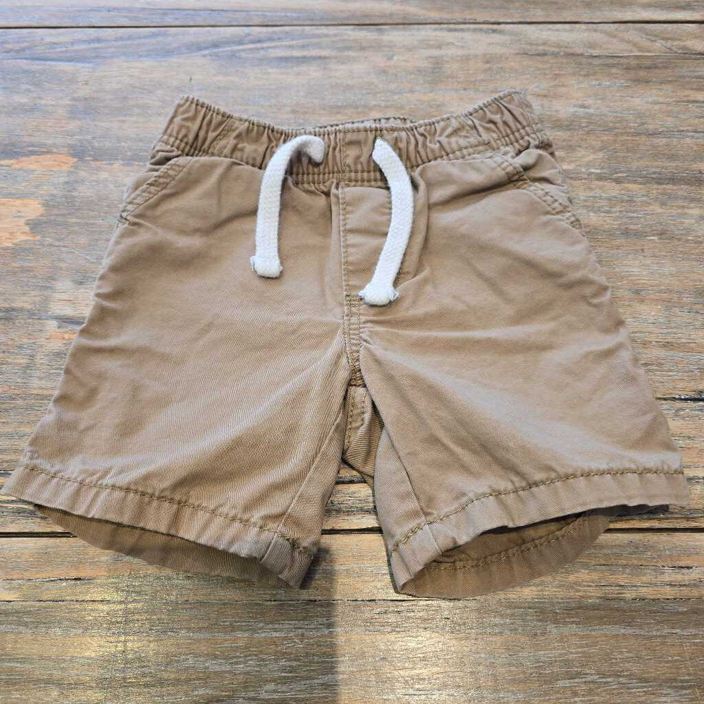 Old Navy khaki shorts 6-12m