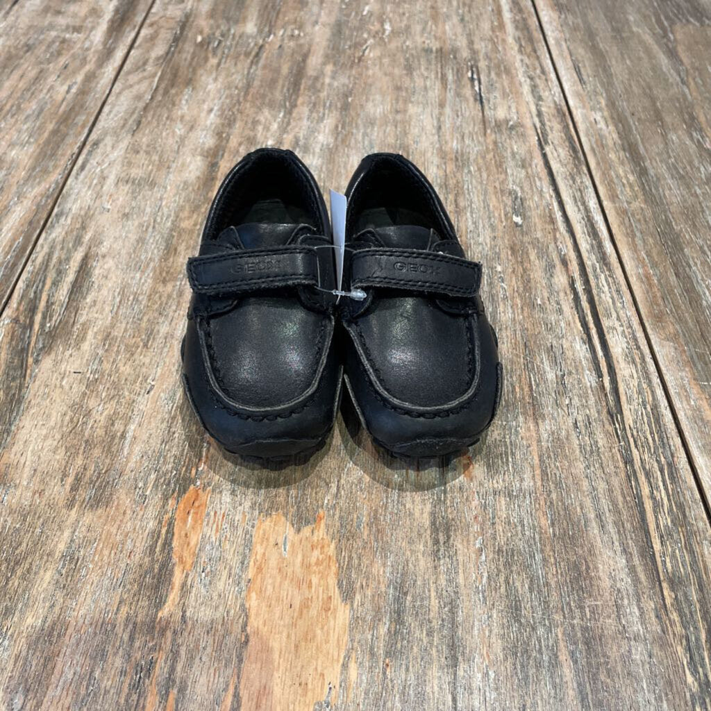 Geox Black leather velcro Shoe 6.5