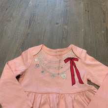 Load image into Gallery viewer, Joe Fresh pink longsleeve with necklace design 12-18M
