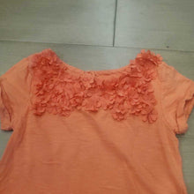 Load image into Gallery viewer, Gap coral cotton tshirt with floral detail 8Y
