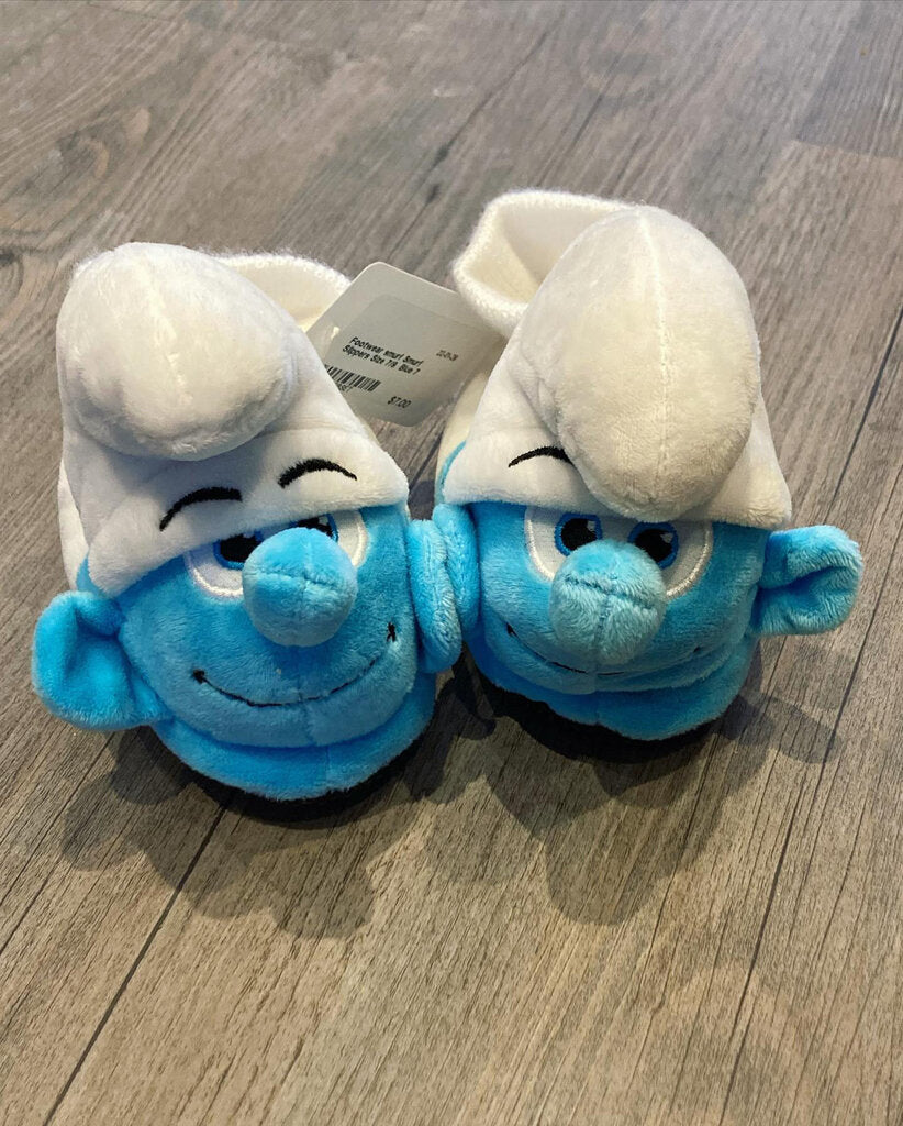 Smurf Slippers Size 7/9