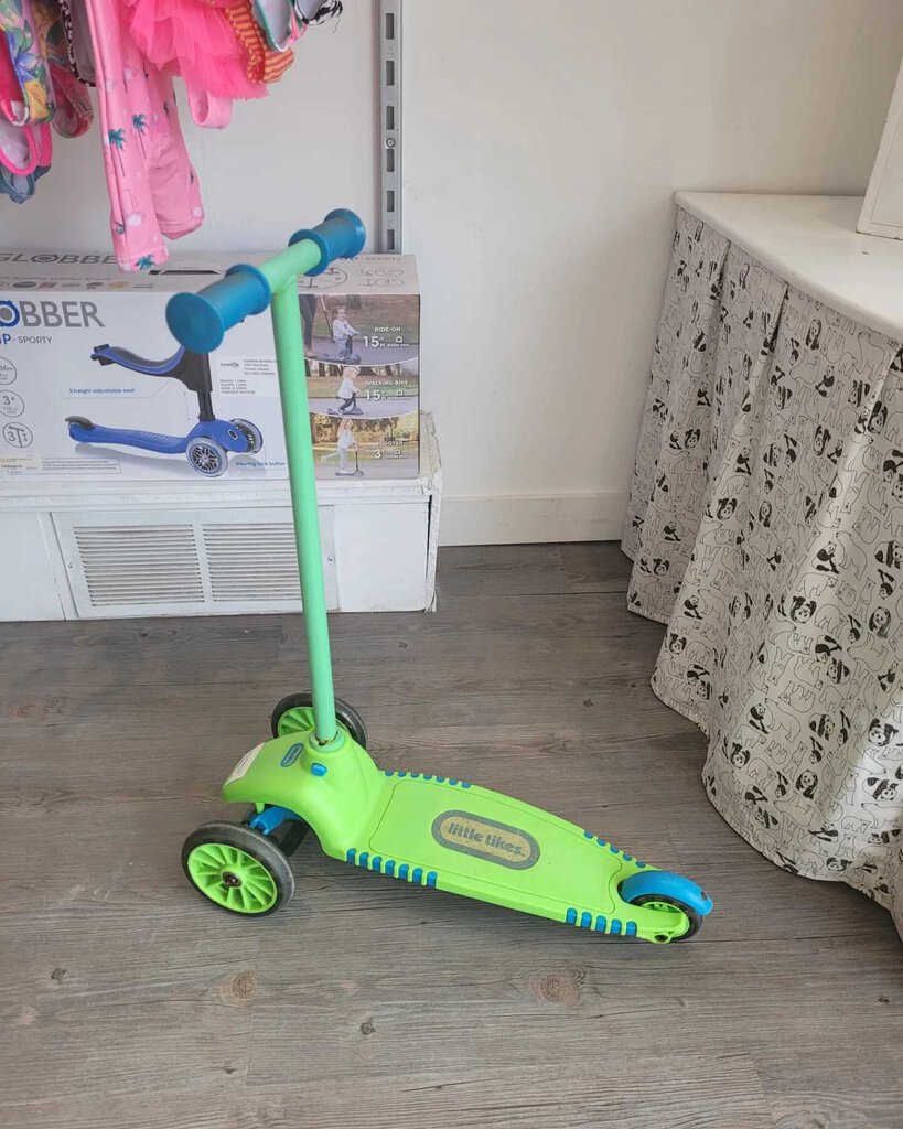 Little Tikes green scooter