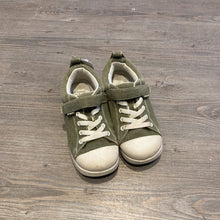 Load image into Gallery viewer, Pediped Army Green Shoes with Velcro Size 11.5

