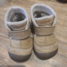 Load image into Gallery viewer, Stride Rite gold sparkle velcro booties 3
