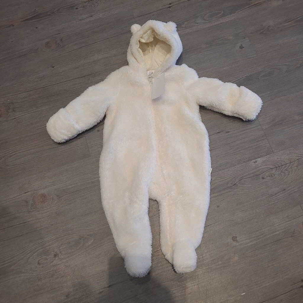 Gap cream fluffy hood with ears bunting suit 3-6m