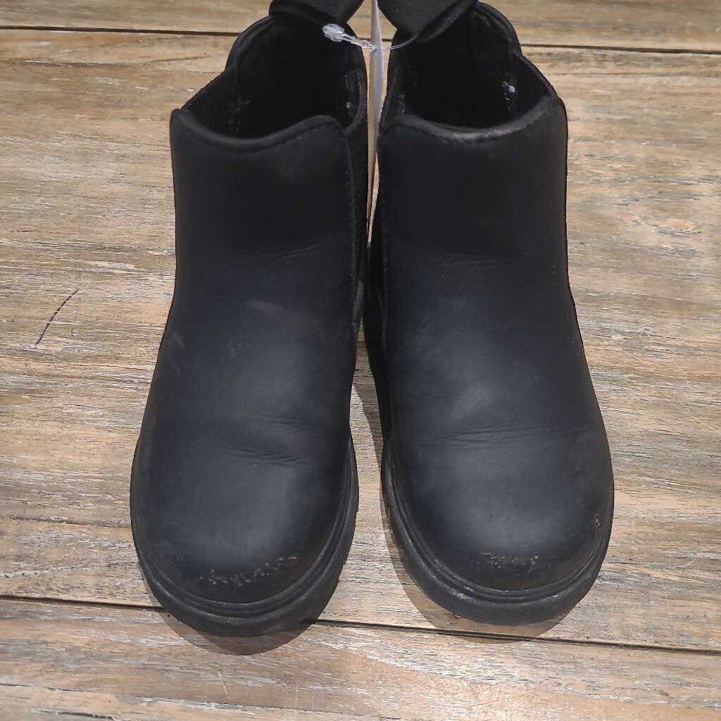 Native black slip on boots 9