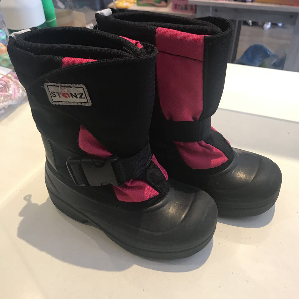 Stonz black/pink light weight winter boots 13