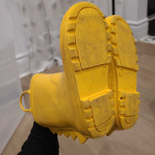 Load image into Gallery viewer, Carters yellow rainboots with dino spikes on back 11

